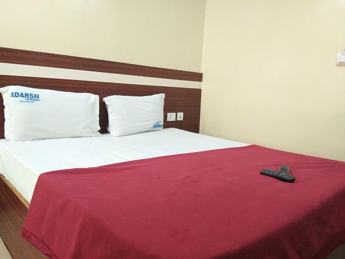 Hotel Adarsh Residency Tirupati Exterior photo