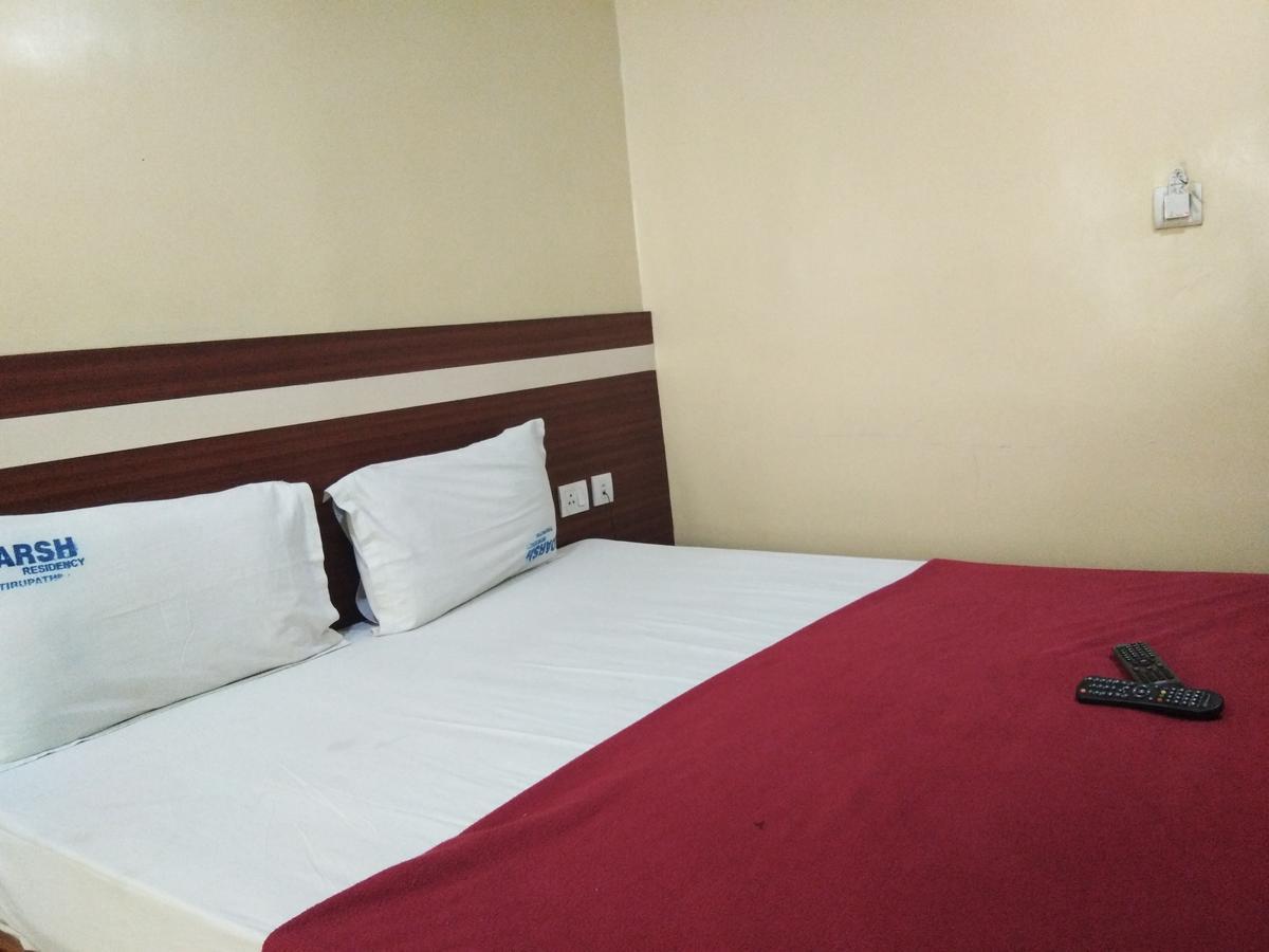 Hotel Adarsh Residency Tirupati Exterior photo