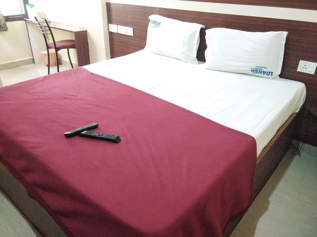Hotel Adarsh Residency Tirupati Exterior photo